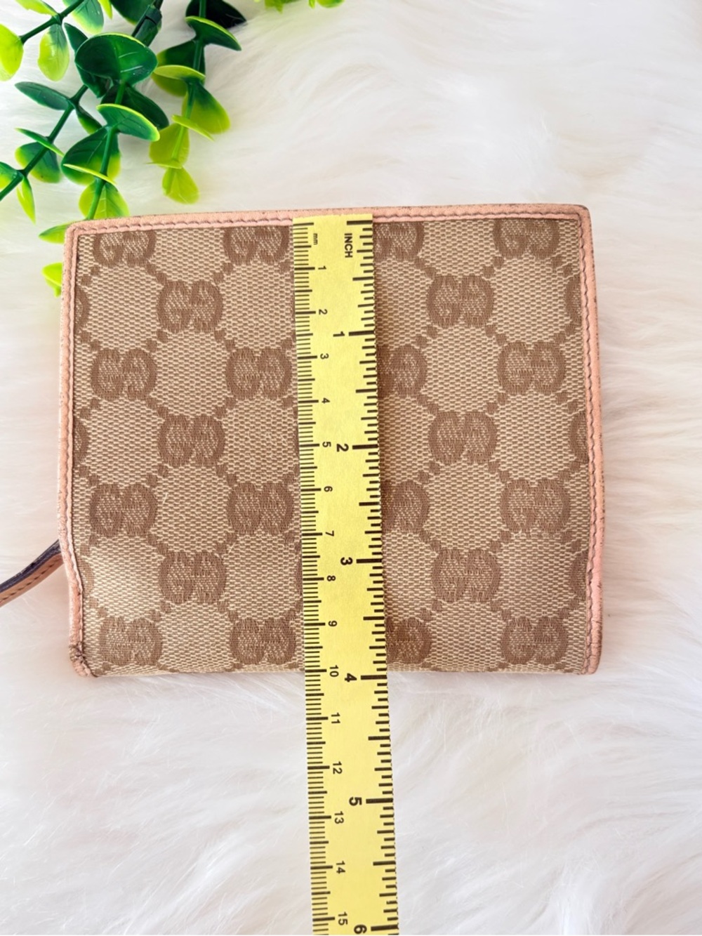 Gucci Beige and Pink Monogram Bifold Wallet with Gold Hardware - Picture 16 of 16